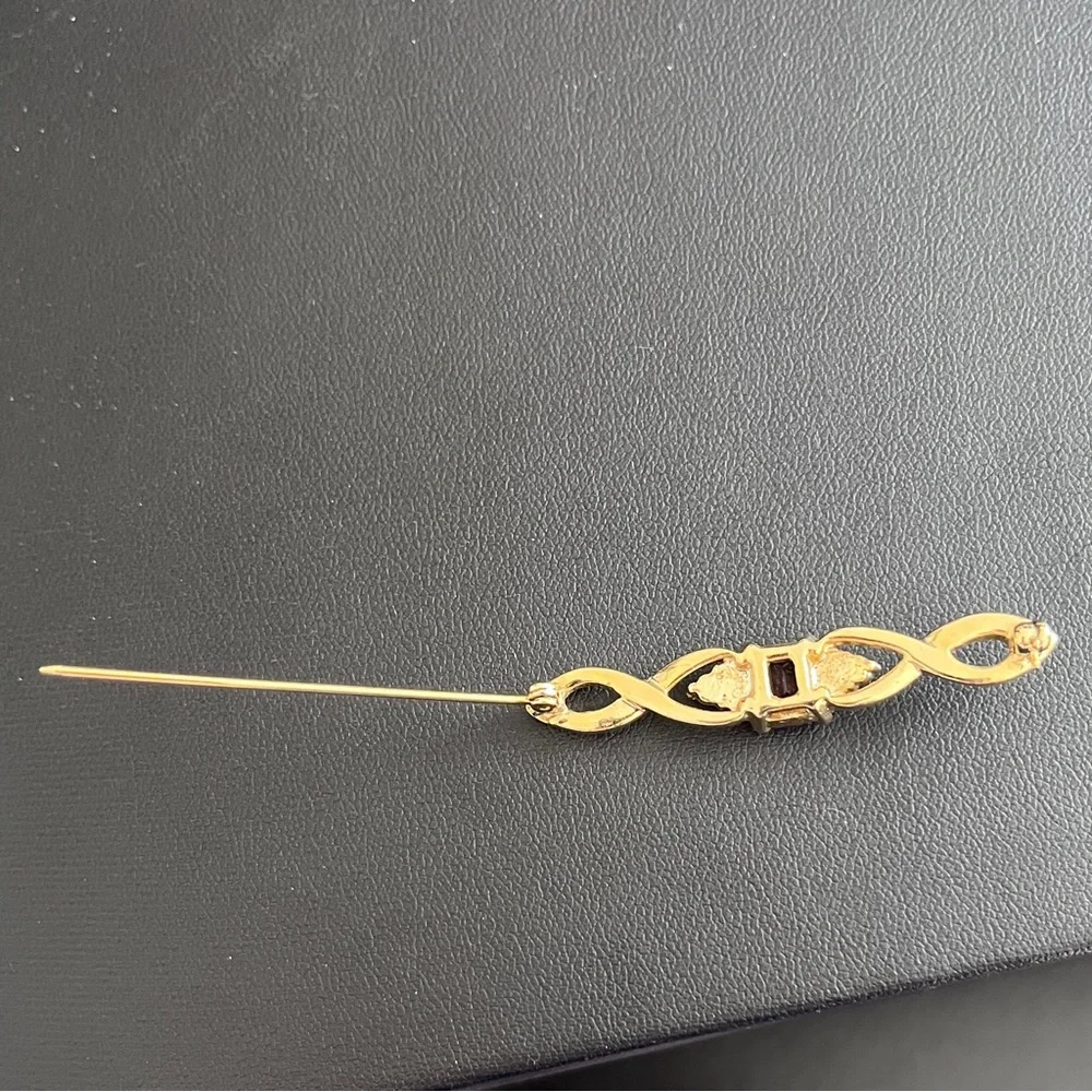 Vintage Goldtone Infinity Purple and White Crystal Pin Brooch